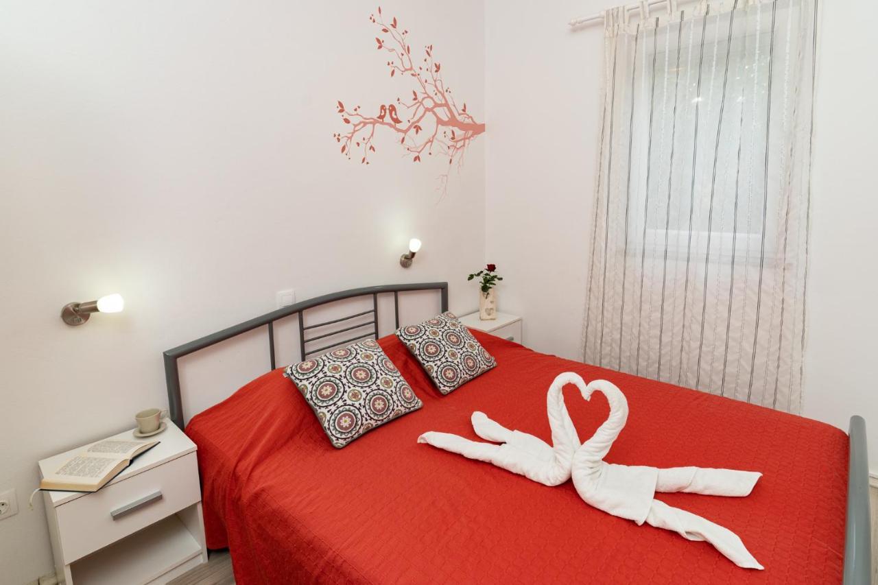 Holiday Home Kerniat بولا المظهر الخارجي الصورة